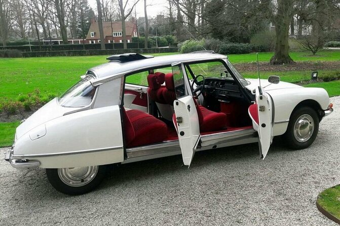 Paris City Tour 2h00 Citroën DS Vintage with Open Roof - Key highlights you will feel right away