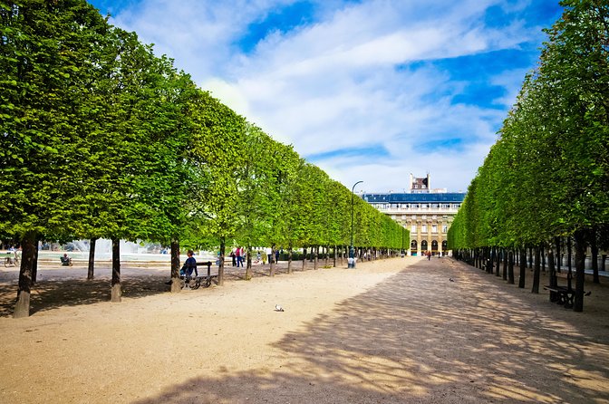 Paris City Tour by Coach with Sightseeing Seine River Cruise - Price and Value: Is $47.73 a Good Deal?