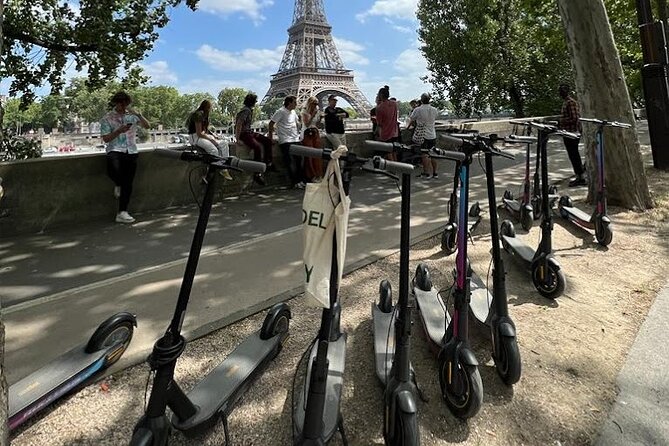 Paris City Tour by E-Scooter with Fun Guide (Small groups) - Eiffel Tower viewpoint: the “secret” angle that pays off