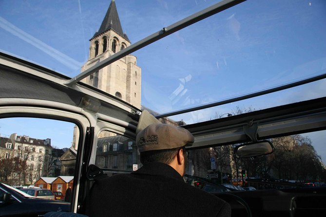 Paris Classic tour in 2CV - Notre-Dame by car: getting the cathedral in your mental map