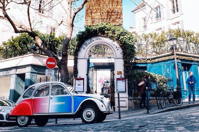Paris Classic tour in 2CV - Pickup and the 10:00 am timing, so you can plan the rest of your trip