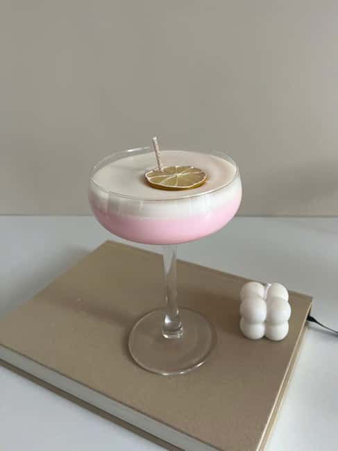 Paris: Cocktail Candle Making - Meeting Kim and getting picked up at number 39