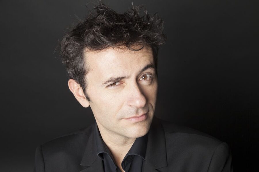 Paris: Comedy Show in English - How to Become a Parisian - Should you book this How to Become a Parisian show?