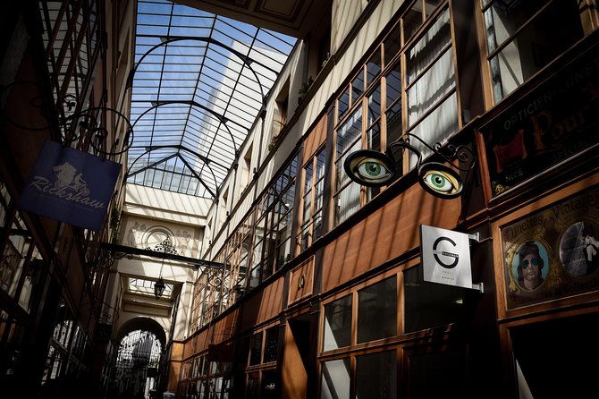 Paris Covered Passages Small-Group Walking Tour with Wine Tasting - A Small-Group Guide Who Helps You Shop Without Getting Carried Away