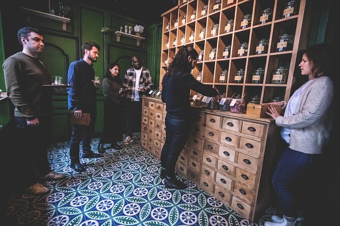 Paris Craft Distillery Make Your Own Gin Workshop - Logistics that matter on the day