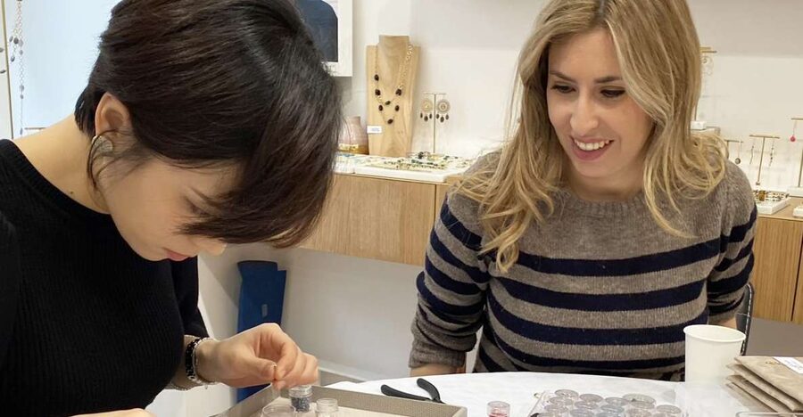 Paris: Create Your Own DIY Jewelry Souvenir Workshop - Personalization: the engraved medal option