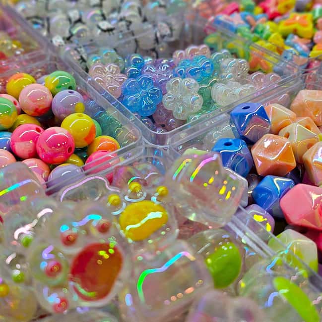 Paris: Create your phone strap, bag or keychain - FAQ