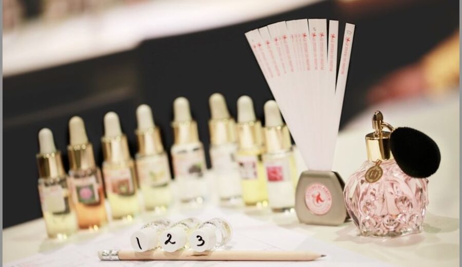 Paris: Create your Signature Scent Perfume Workshop - Key Scent-Lab Highlights