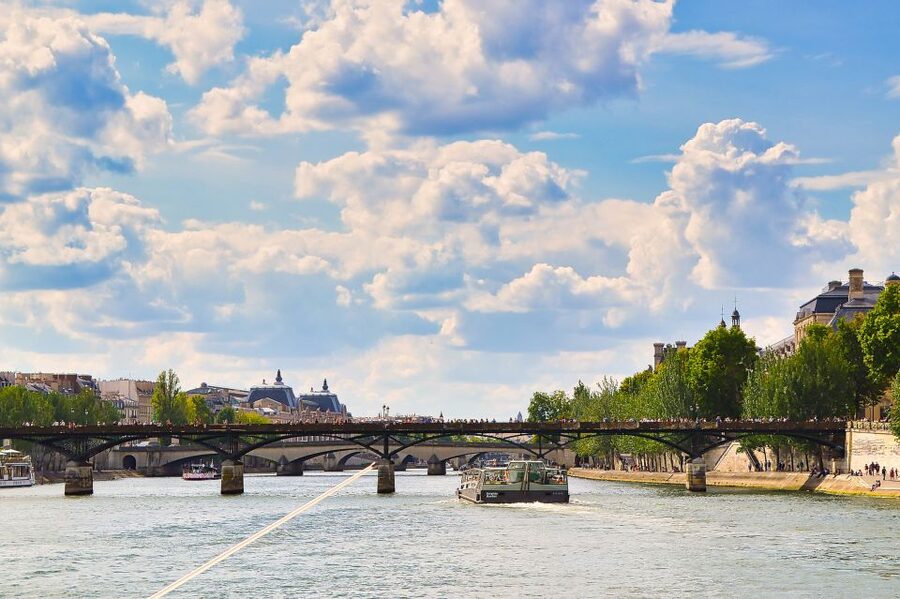 Paris: Day or Sunset Cruise with Drink, Ice Cream or Dessert - Eiffel Tower lighting time: how the last stretch feels