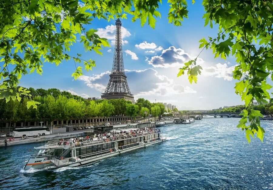 Paris: Day or Sunset Cruise with Drink, Ice Cream or Dessert - Day vs sunset vs night, how to pick the right sailing