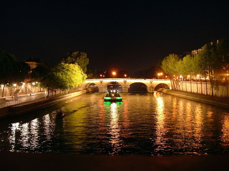 Paris: Dinner Cruise on the Seine and Eiffel Tower 2nd floor - Key highlights worth circling