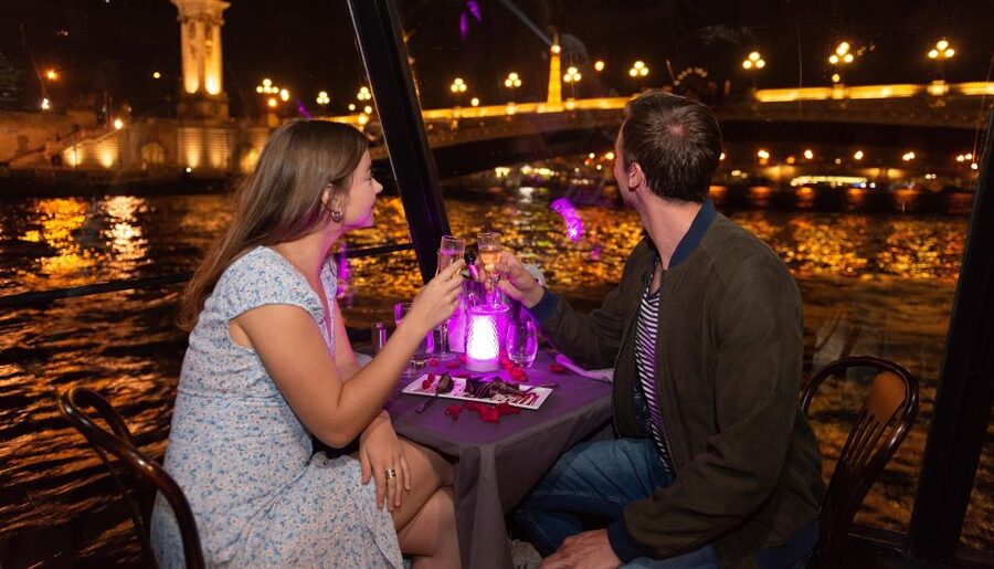 Paris: Dinner Cruise on the Seine and Eiffel Tower 2nd floor - Dinner, timing, and what you should expect to pay for