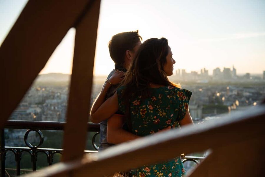 Paris: Dinner Cruise on the Seine and Eiffel Tower 2nd floor - Should you book this Paris Seine cruise and Eiffel Tower 2nd floor ticket?