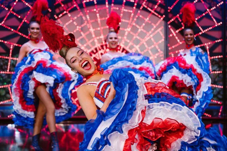 Paris: Dinner Show at the Moulin Rouge - The show Féerie: the spectacle that makes people plan a second trip