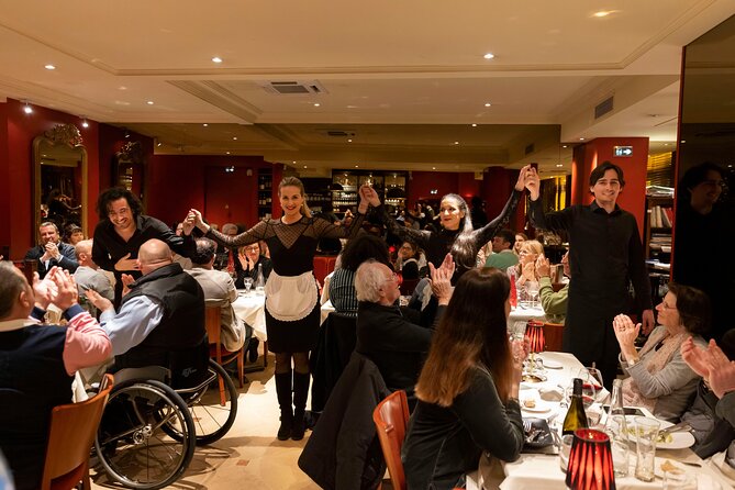 Paris Dinner Show Opera Bel Canto - Drinks, Comfort, and That Winter Cold Question