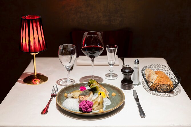 Paris Dinner Show Opera Bel Canto - Who This Dinner Show Suits Best (and Who Should Think Twice)
