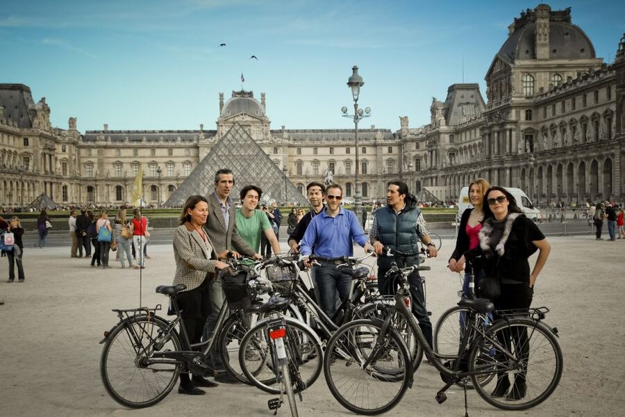 Paris: E-bike tour - Monumental and Hidden Paris - Key things that make this e-bike tour worth your time