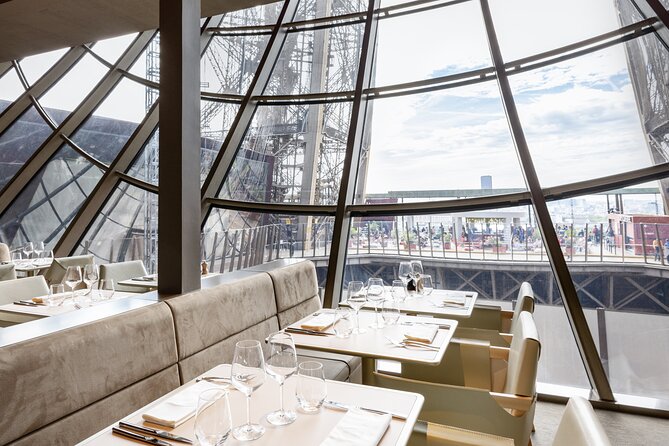 Paris Earliest Lunch at Eiffel Tower Madame Brasserie Restaurant - Drinks Included: Aperitif, Wine, Water, Coffee, Plan Your Pace