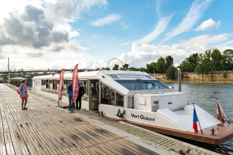 Paris: Early Evening Dinner Cruise on the River Seine - Service Style: Efficient, Not Fancy, and Often Faster Than You Expect