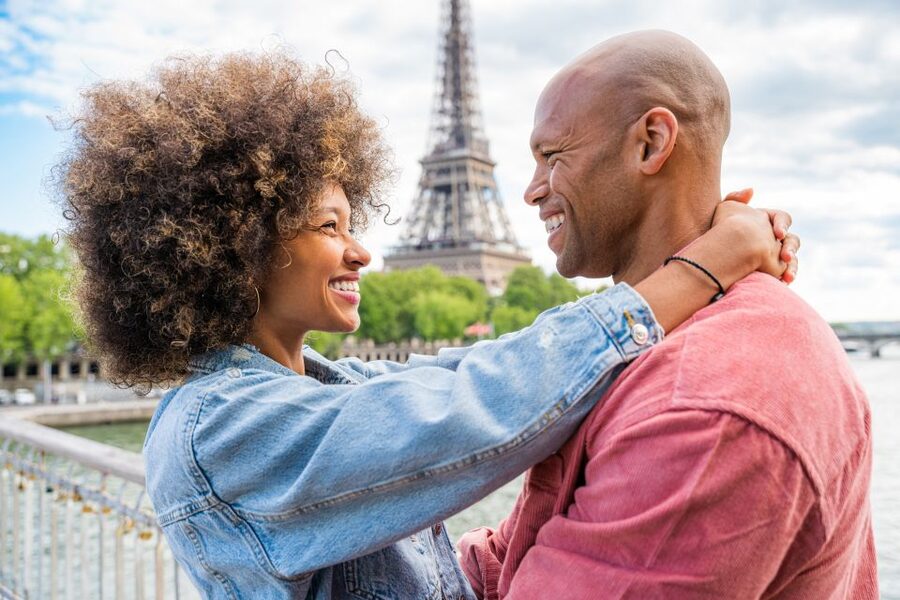 Paris: Eiffel Tower and Paris Bridges Private Photowalk - When access is restricted, here’s how to stay realistic