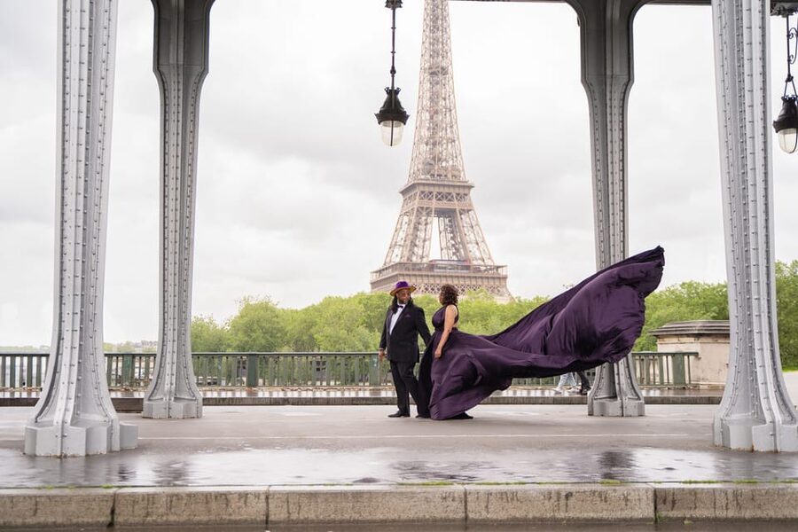 Paris: Eiffel Tower Flying-Dress Photoshoot jonadress - Price and value: why $330 can make sense for two