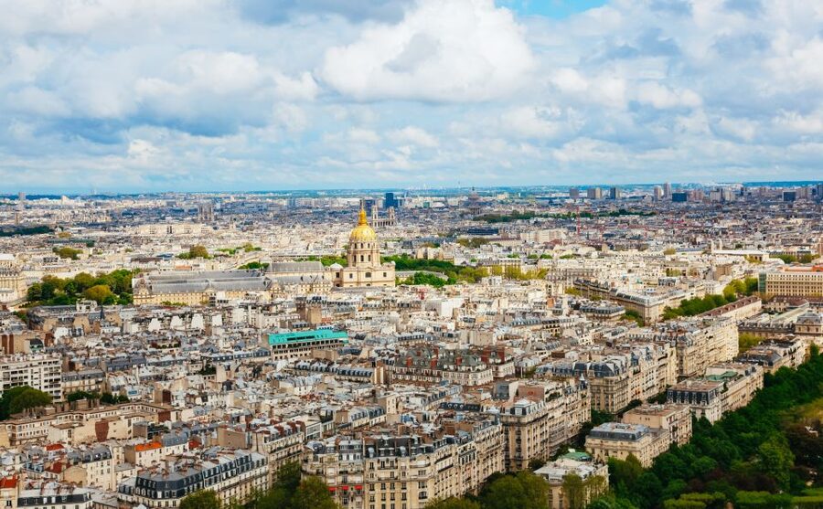Paris: Eiffel Tower Fully Guided Tour with Summit Option - Getting through the experience smoothly: what to prepare