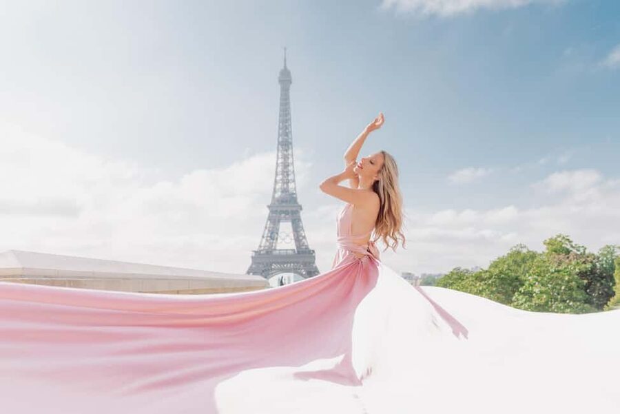 Paris: Eiffel Tower Glamor Photoshoot with Dress Options - Accessories and optional hair and makeup for a full Paris-glam look