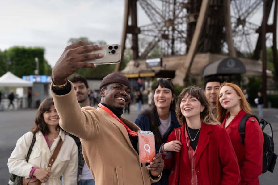 Paris: Eiffel Tower Guided Tour with Summit Access - Should you book this Eiffel Tower Guided Tour with Summit Access?