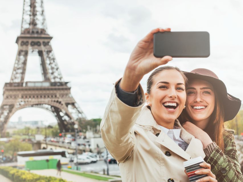 Paris: Eiffel Tower Hosted Tour, Seine Cruise and City Tour - Meeting at Place de Sydney: The One Place You Shouldn’t Go