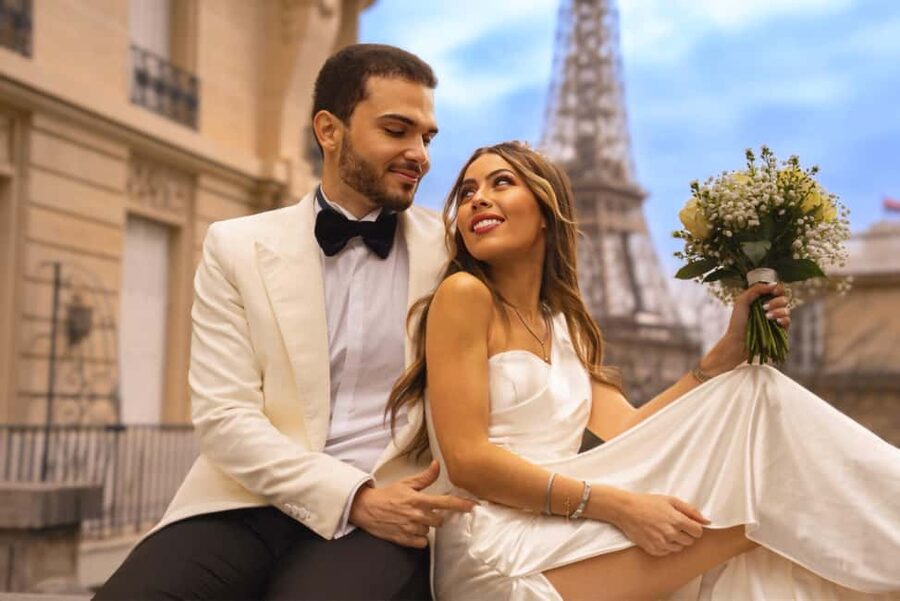 Paris: Eiffel Tower & Louvre Private Photoshoot - Why a Private Eiffel Tower and Louvre Shoot Feels Different