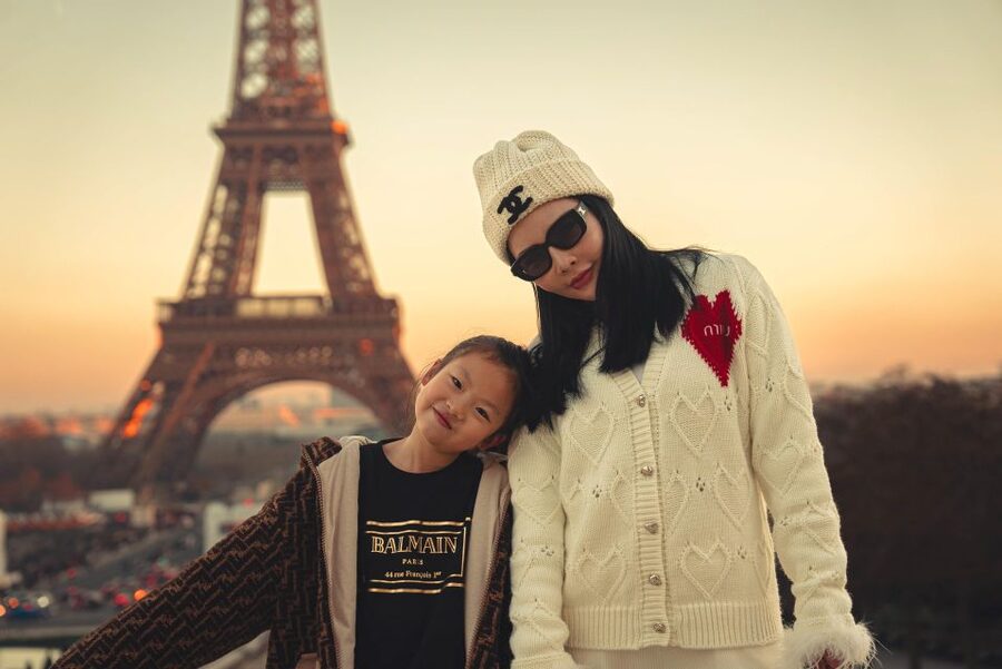 Paris: Eiffel Tower & Louvre Private Photoshoot - Price and Value: How $99 Works for Groups