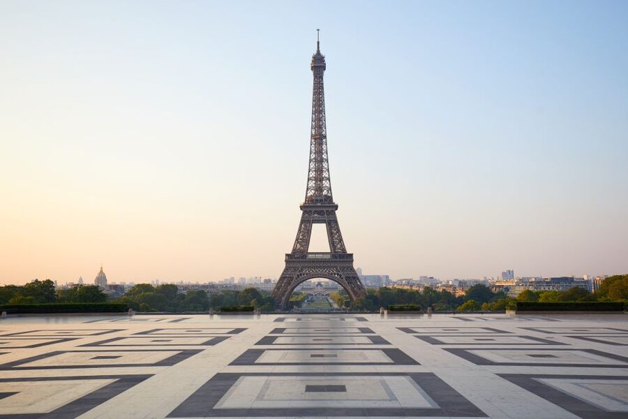 Paris: Eiffel Tower Summit Access Tour and River Cruise - The Eiffel Tower summit experience, built around elevator access