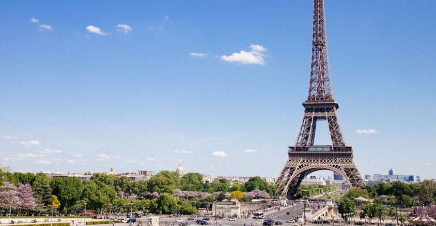 Paris: Eiffel Tower Summit Floor Ticket & Seine River Cruise - Eiffel Tower Access Up to the Summit: What the Host Actually Does