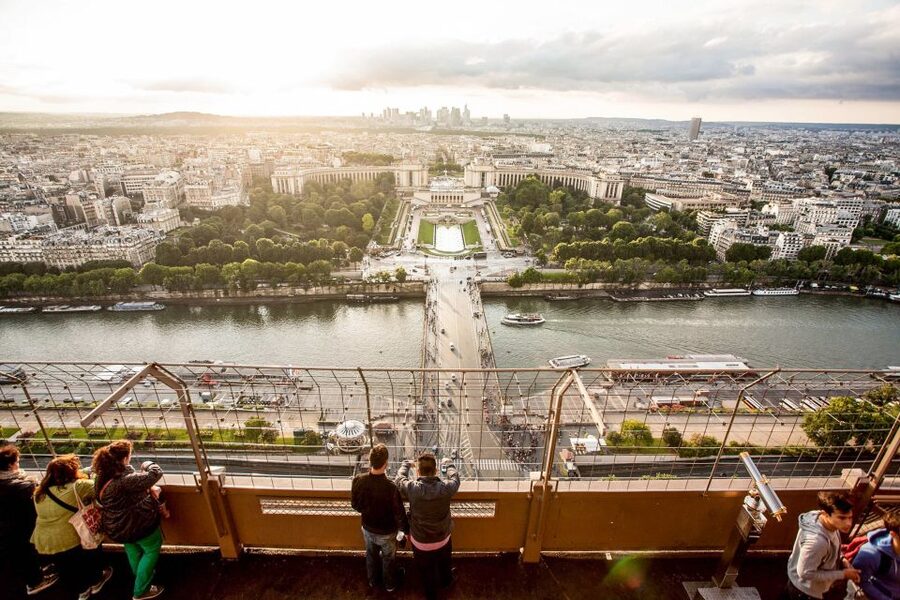 Paris: Eiffel Tower Summit or Second Floor Access - Price and value: what $41 per person is really buying you