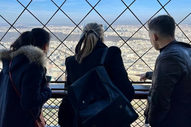 Paris: Eiffel Tower Summit Small-Group Guided Tour Max 6 People - Should you book this Eiffel Tower Summit Small-Group Guided Tour?