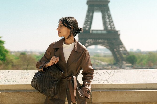 Paris: Eiffel Tower Vintage Photoshoot - Key Things I’d Pick This For