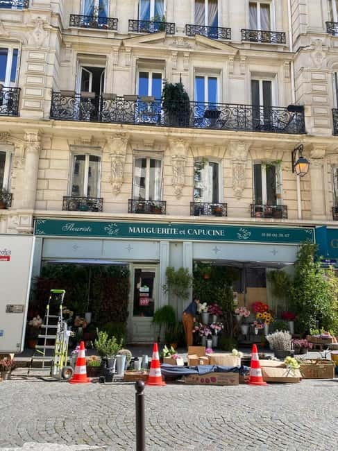 Paris: Emily Filming Locations Walking Tour - A few practical things to plan before you go