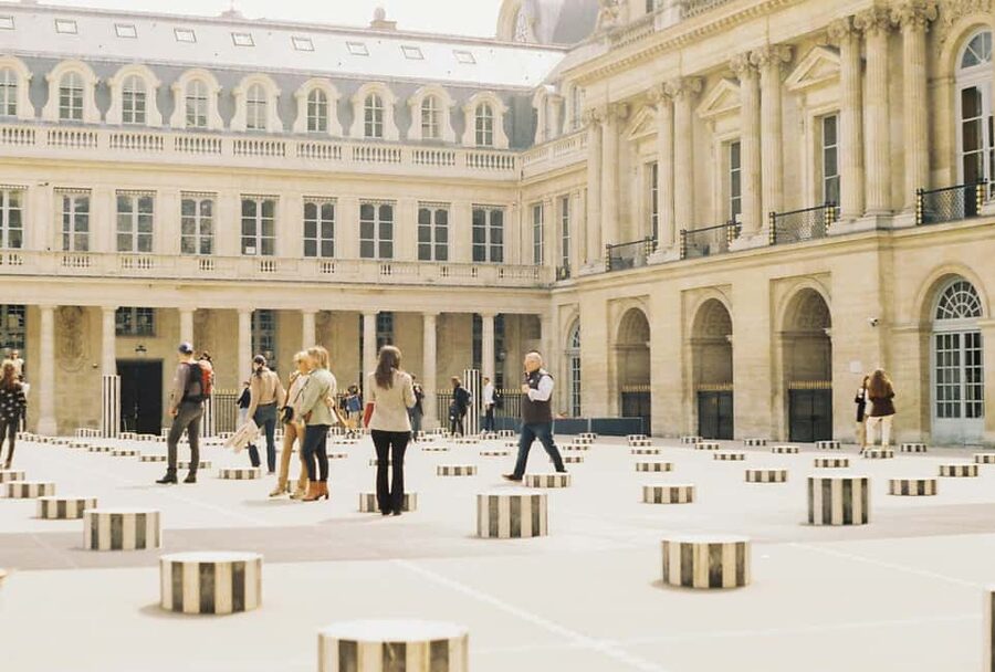 Paris: Emily Filming Locations Walking Tour - Tour basics: 2 hours, English guide, and a $31 ticket