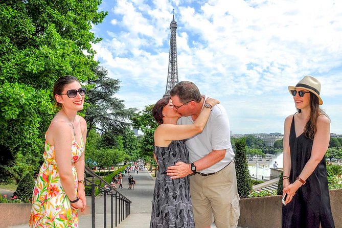 Paris Engagement Proposal Private Walking Tour with Professional Photographer - Paris proposal value: why a guided photo walk beats winging it