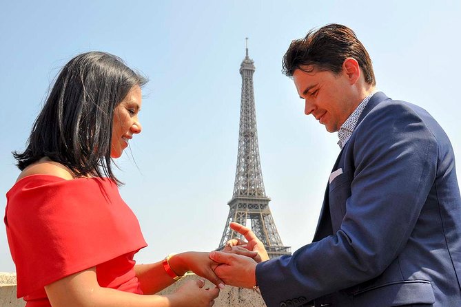Paris Engagement Proposal Private Walking Tour with Professional Photographer - The two-hour walking route: what those “pop the question” stops mean