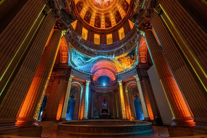 Paris Entrance Ticket to the Aura Invalides Immersive Show - Sound, flickering lights, and cold: practical comfort tips