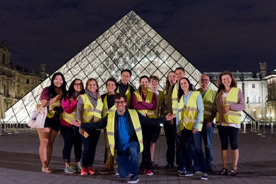 Paris: Evening Bike and Boat Tour - Paris at dusk on two wheels, then a Seine cruise