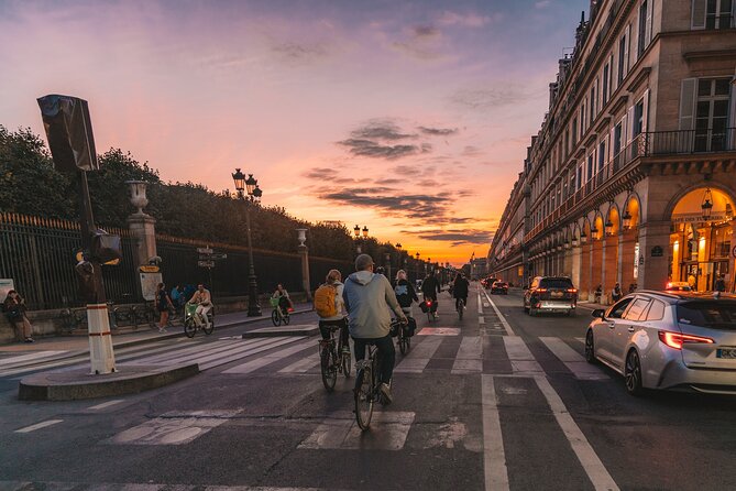 Paris Evening City of Lights Small Group Bike Tour & Boat Cruise - The Illuminated Landmark Route You Can Actually Appreciate