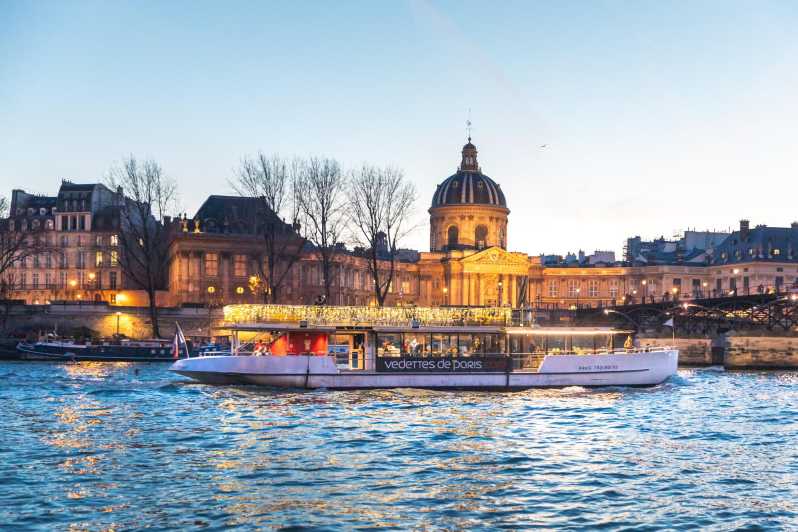 Paris: Evening River Cruise with Music - Finding the dock by the Eiffel area, Port de Suffren and the three flags