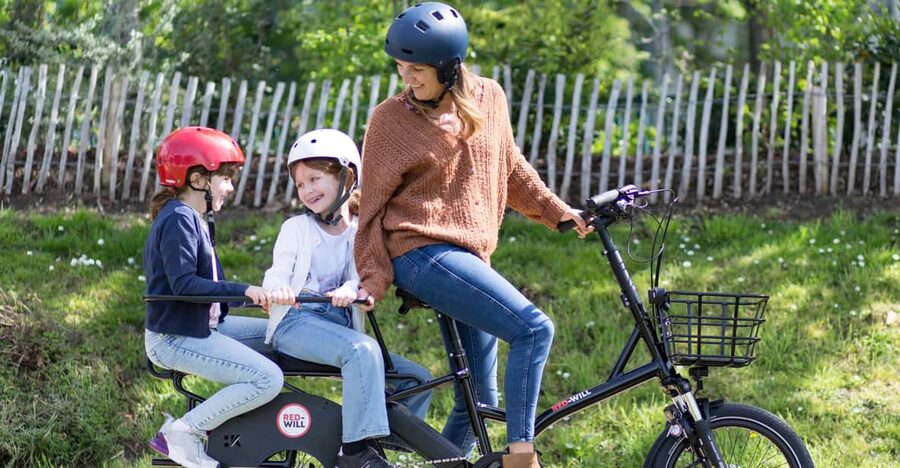 PARIS: Family e-bike longtail renting - Key highlights to know before you ride