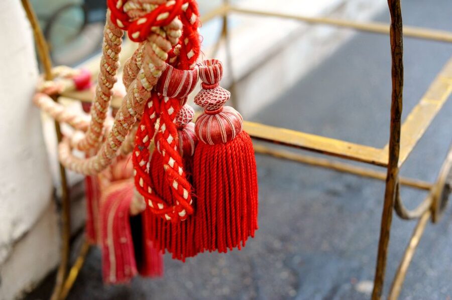 Paris: Flea Market Insider's Tour in Extra-Small Group - Why Saint-Ouen feels like a whole city