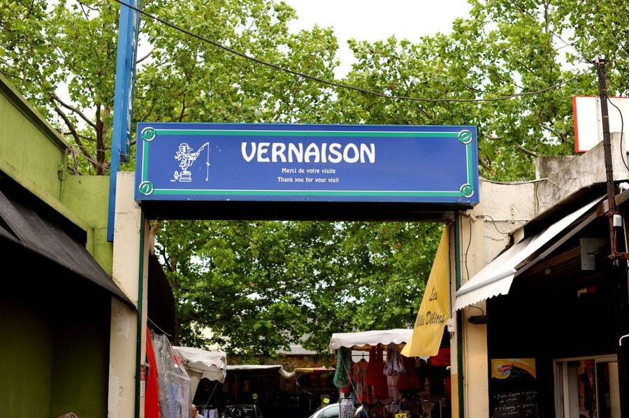 Paris: Flea Market Insider's Tour in Extra-Small Group - Meeting at Porte de Clignancourt, then stepping into the stalls