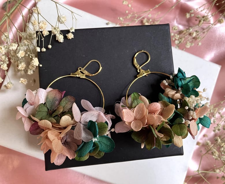 Paris: Floral Earrings workshop - Should you book Kimiko Craft Paris for floral earrings?