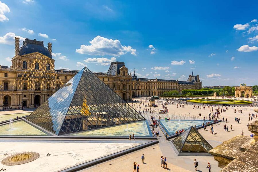 Paris for first-timers – from Notre-Dame to the Louvre - Notre-Dame Cathedral, what you should watch for