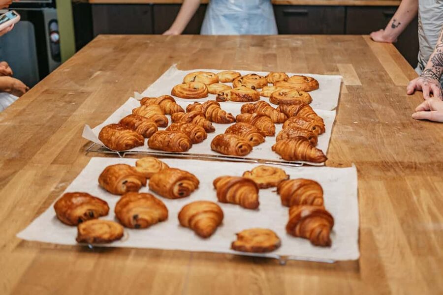 Paris: French Croissant Baking Class with a Chef - Getting There: 3 Rue des 3 Portes to the Cooking School Door